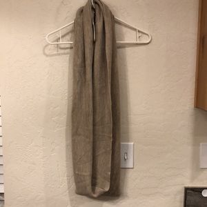 NWT Calvin Klein Infinity Scarf